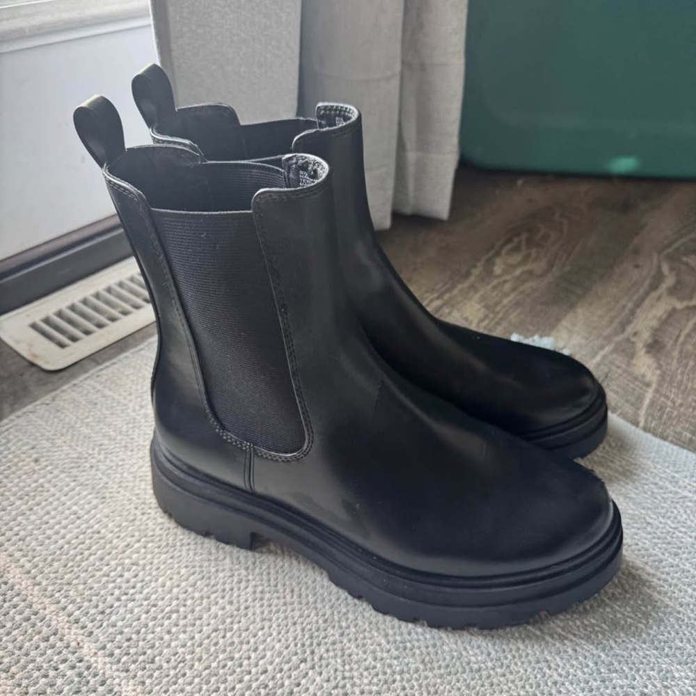 A new day black Boots